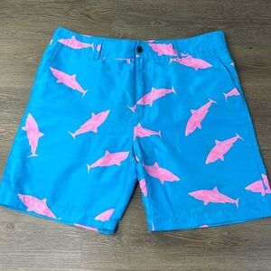 Native Mens Bright Blue Neon Pink Fish Lifestyle Hybrid Shorts, size 38